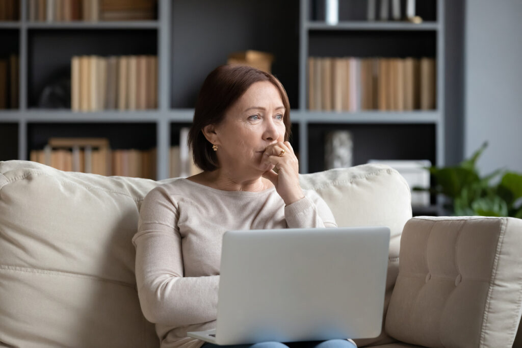 woman-trying-to-understand-legal-aspects-of-wrongful-death-settlement
